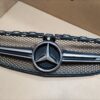 Mercedes benz C63 W205 priekinės grotelės pilnos EOM A2058880523 - Image 8