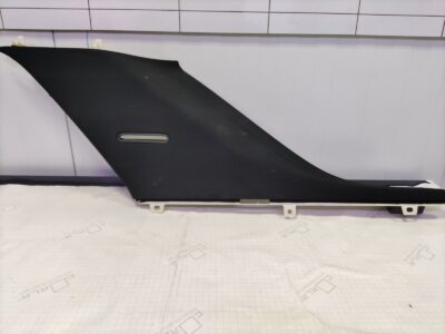 Mercedes Benz Statramsčio apdaila A1666905025