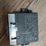 Mercedes-Benz A0009001808 parkavimo davikliu valdymo blokas