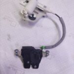 Galinė spyną su pritraukimo mechanizmu A0997400600  A0999068600