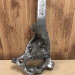 A2053325300 Mercedes benz C63S kairės pusės priekinė stebulė